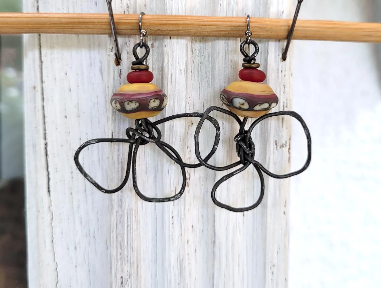 Clover charms made of wrought iron for these spectacular earrings.. – photo 7